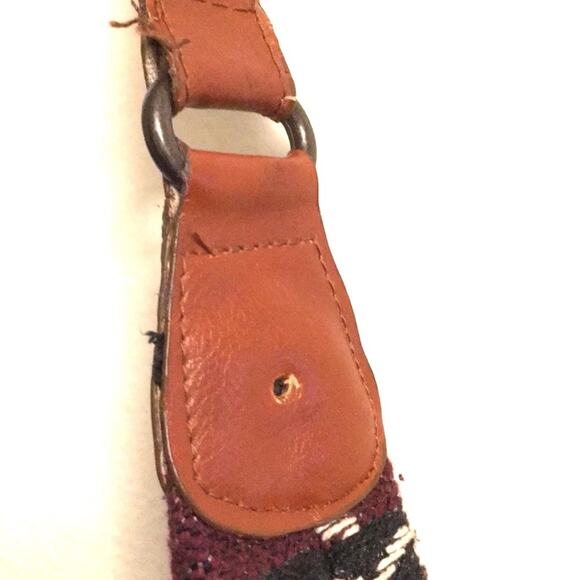 Boho rustic shoulder bag tassels decor magnetic - Picture 5 of 10